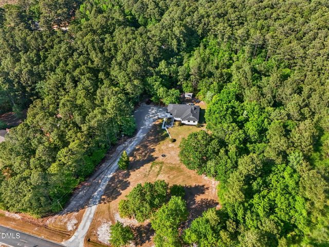 5363 Scottie Godwin Road, Wade, NC 28395