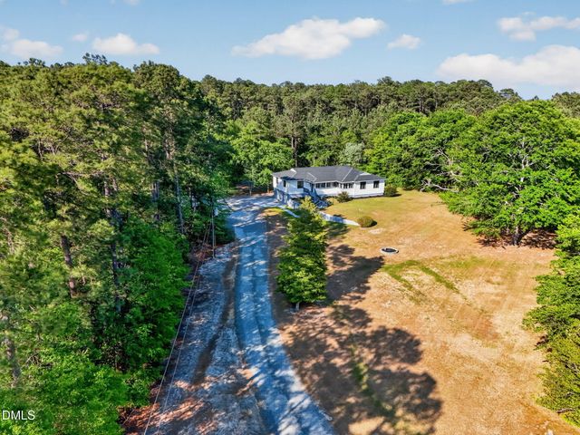 5363 Scottie Godwin Road, Wade, NC 28395