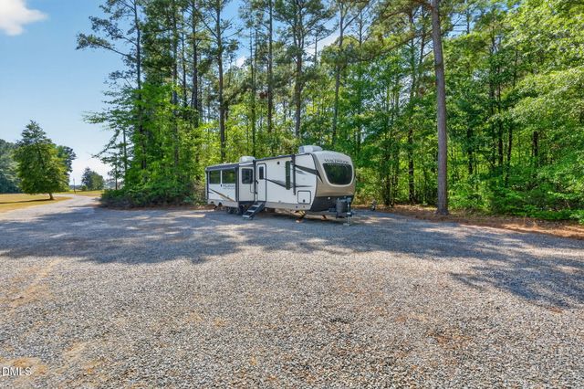 5363 Scottie Godwin Road, Wade, NC 28395