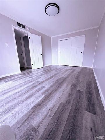 10005 Sakura Drive D, St Louis, MO 63128