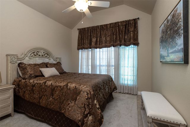 131 Lakeview Drive, Runaway Bay, TX 76426