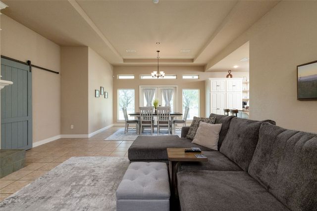 131 Lakeview Drive, Runaway Bay, TX 76426