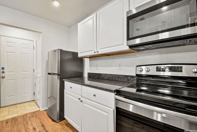 5623 Fountainwood, San Antonio, TX 78233