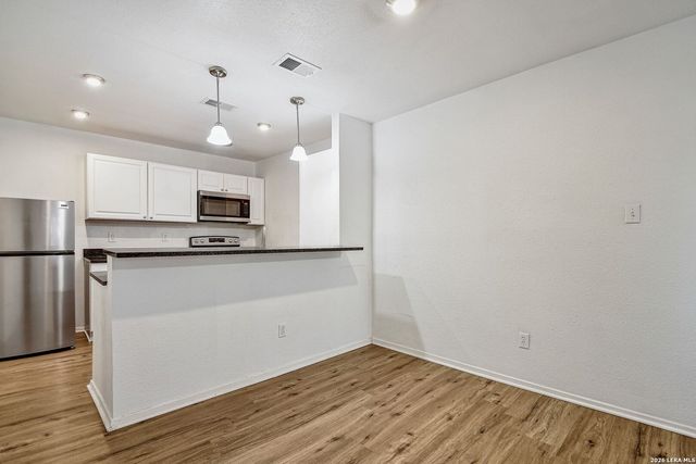 5623 Fountainwood, San Antonio, TX 78233