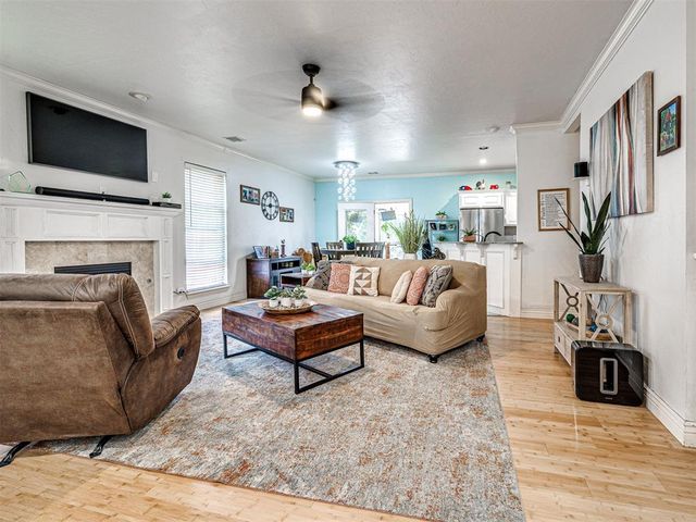 3812 New London Avenue, Moore, OK 73160