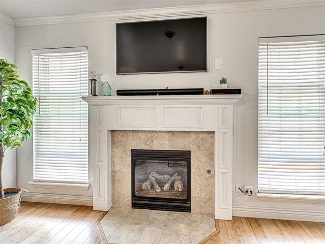 3812 New London Avenue, Moore, OK 73160