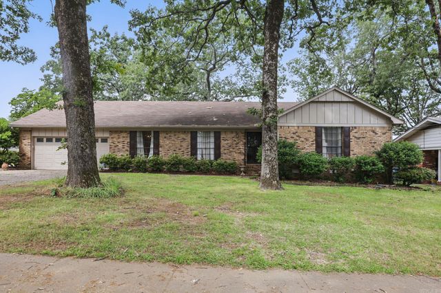 5301 Randolph, North Little Rock, AR 72116