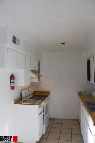 134 S Rhode Island Street SE, Albuquerque, NM 87108