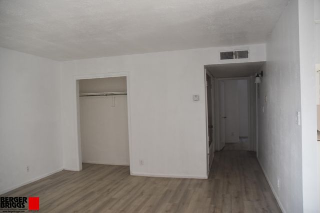 134 S Rhode Island Street SE, Albuquerque, NM 87108