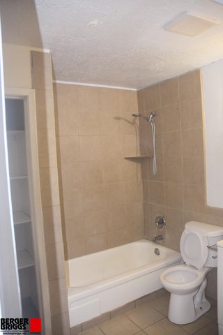 134 S Rhode Island Street SE, Albuquerque, NM 87108