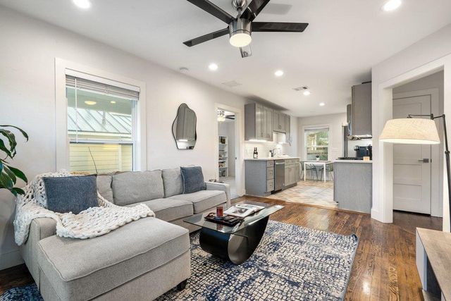 2702 Crest Ave 1, Austin, TX 78702