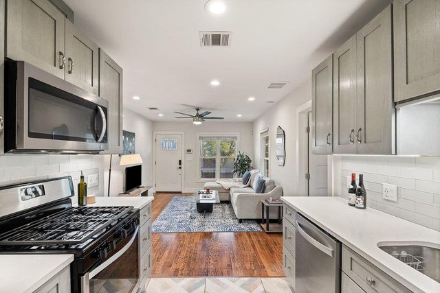 2702 Crest Ave 1, Austin, TX 78702