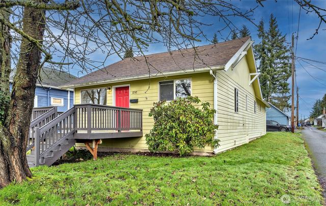 2707 18th Street, Everett, WA 98201