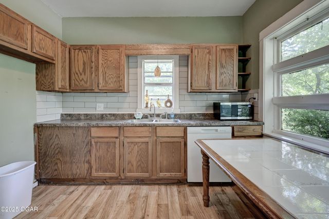 302 S Florida Avenue, Joplin, MO 64801