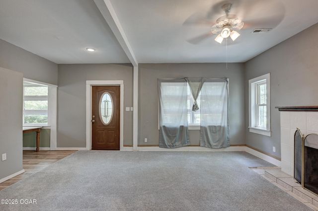302 S Florida Avenue, Joplin, MO 64801