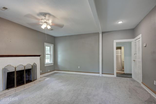 302 S Florida Avenue, Joplin, MO 64801