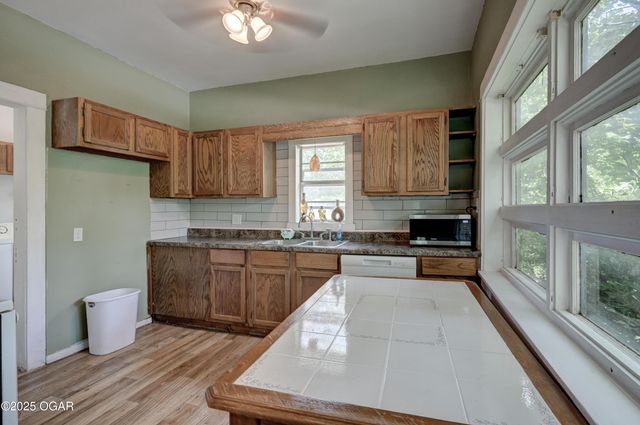 302 S Florida Avenue, Joplin, MO 64801