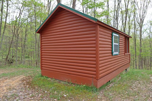 1011 Lee Hollow Road, Chillicothe, OH 45601