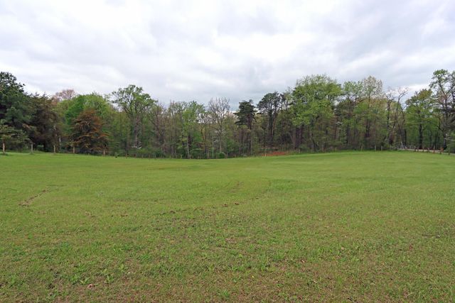 1011 Lee Hollow Road, Chillicothe, OH 45601