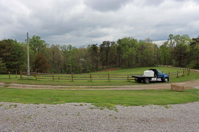 1011 Lee Hollow Road, Chillicothe, OH 45601