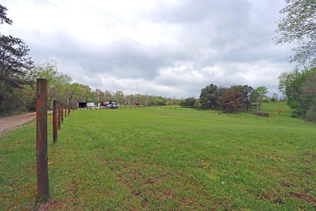 1011 Lee Hollow Road, Chillicothe, OH 45601