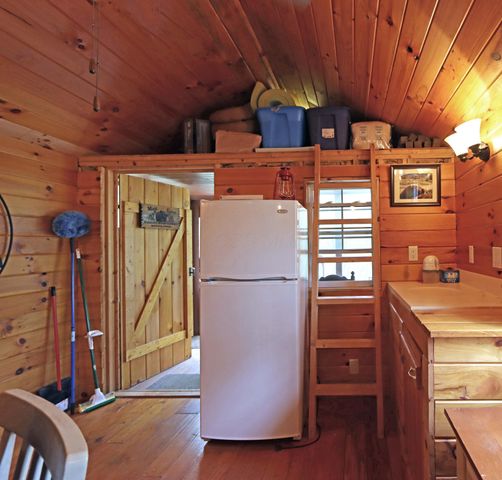 1011 Lee Hollow Road, Chillicothe, OH 45601