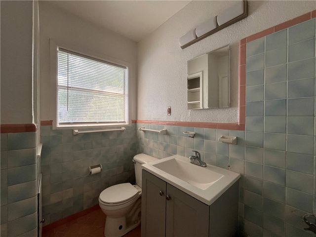 3412 Denver Ave C, Corpus Christi, TX 78411