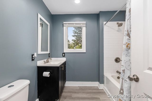251 60th Street Se, City Of Kentwood, MI 49548