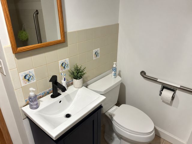5925 S Natoma Avenue, Chicago, IL 60638