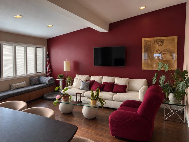 5925 S Natoma Avenue, Chicago, IL 60638