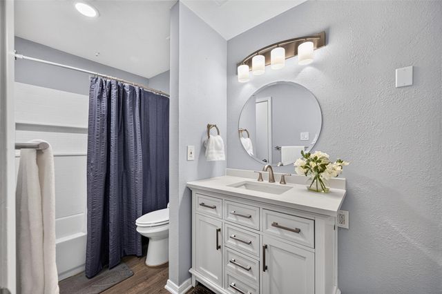 2001 Bering Drive 3D, Houston, TX 77057