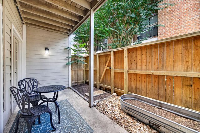 2001 Bering Drive 3D, Houston, TX 77057