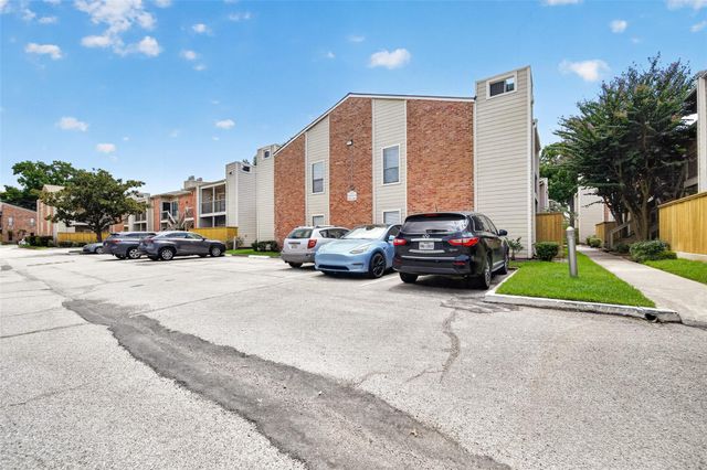 2001 Bering Drive 3D, Houston, TX 77057