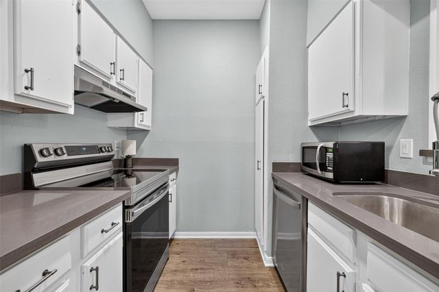2001 Bering Drive 3D, Houston, TX 77057