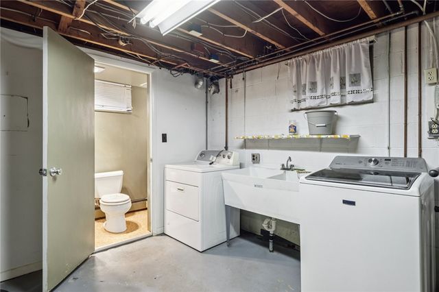 625 Rich Dr, Hickory Twp, PA 16101