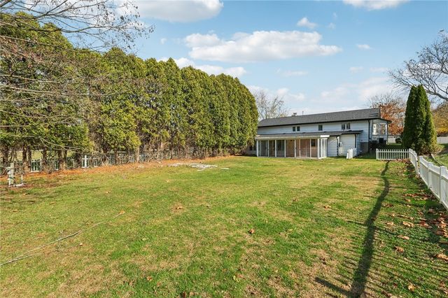 625 Rich Dr, Hickory Twp, PA 16101