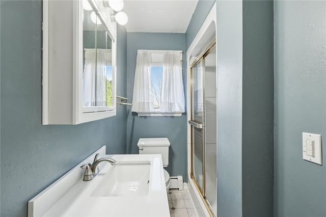 625 Rich Dr, Hickory Twp, PA 16101