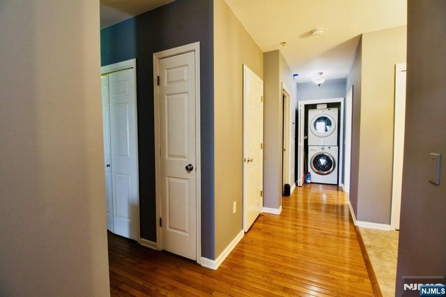 340 The Promenade, Edgewater, NJ 07020