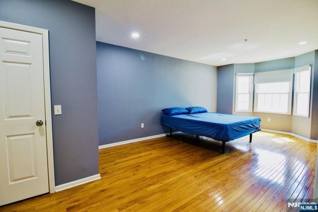 340 The Promenade, Edgewater, NJ 07020
