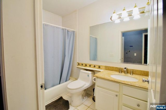 340 The Promenade, Edgewater, NJ 07020