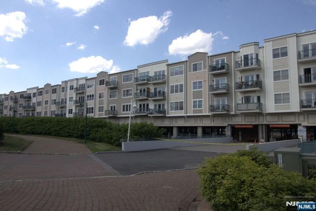 340 The Promenade, Edgewater, NJ 07020