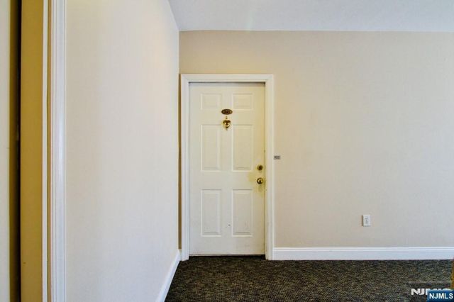 340 The Promenade, Edgewater, NJ 07020