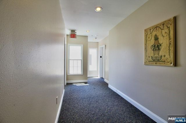 340 The Promenade, Edgewater, NJ 07020