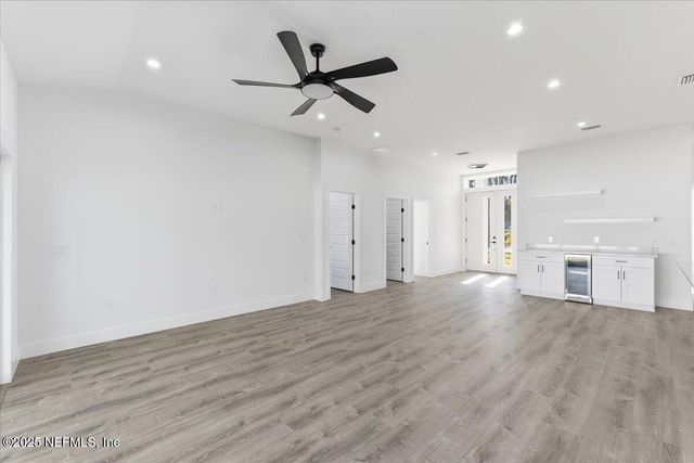 83 FELLOWSHIP Drive, Palm Coast, FL 32137