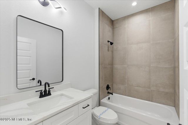 83 FELLOWSHIP Drive, Palm Coast, FL 32137