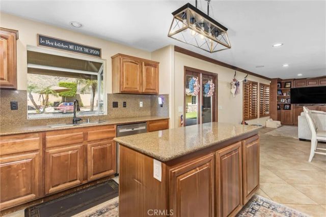 7773 La Cresta Street, Highland, CA 92346