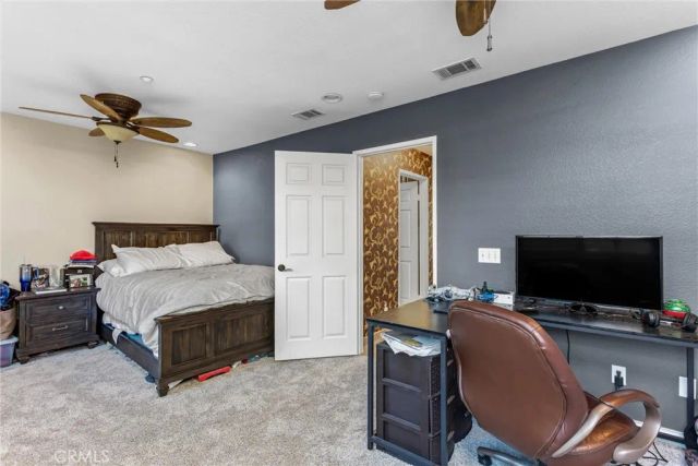 7773 La Cresta Street, Highland, CA 92346
