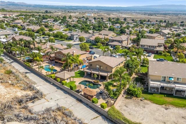 7773 La Cresta Street, Highland, CA 92346