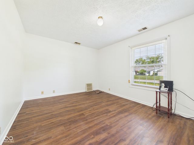 4406 Dartmouth Drive, Anderson, IN 46013