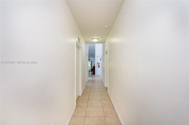 1212 NE 32nd Ter, Homestead, FL 33033